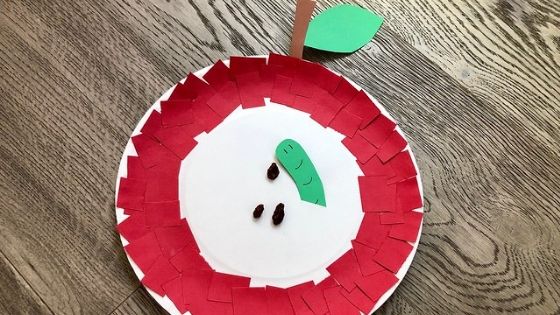 Easy and Fun Paper Plate Apple Craft