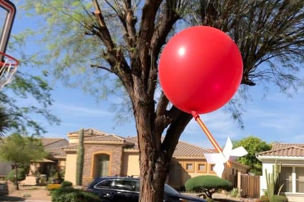 Balloon-Rocket-Experiment-Flying-Balloon