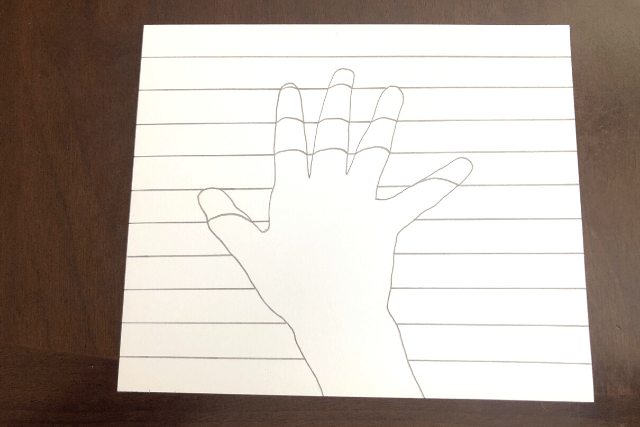 Optical-Illusion-Handprint-Lines