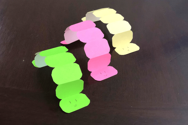 Paper-Caterpillar-Race-10