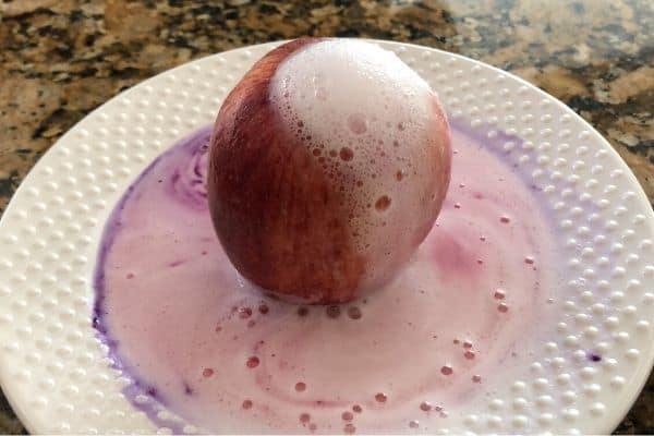 Apple-Volcano-Vinegar-Eruption-Closeup