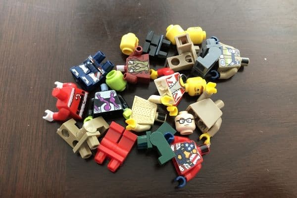 Free-LEGO-from-Slime-Activity-LEGO-Pieces