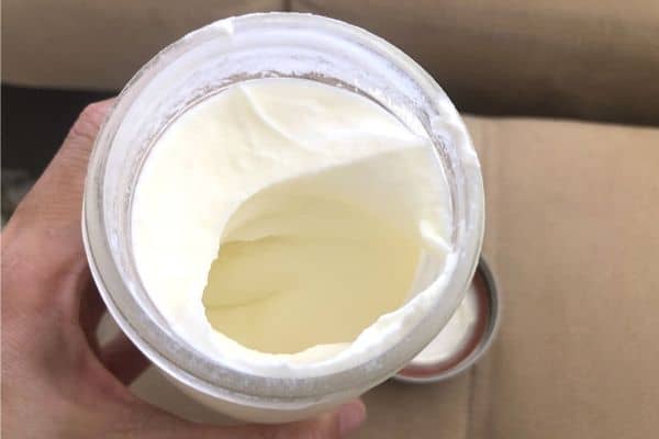 How to Make Homemade Butter in a Mason Jar