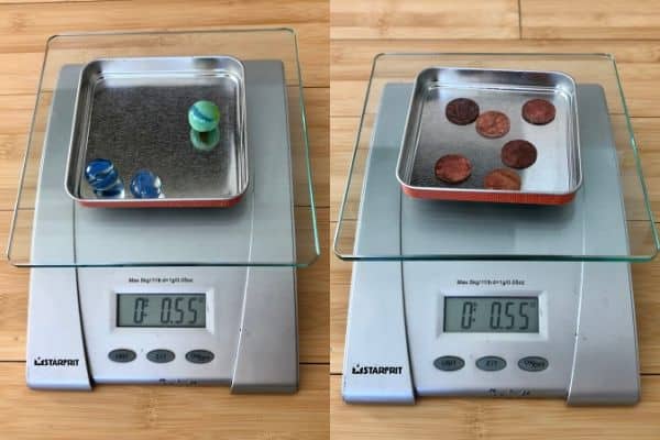 How much does sales a lego weigh