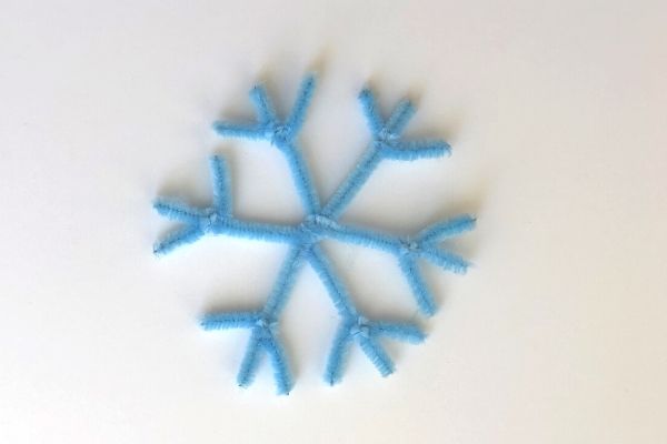 Pipe Cleaner Snowflakes Arms