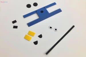 Minion Toilet Paper Roll Craft (Despicable Me) | Mombrite