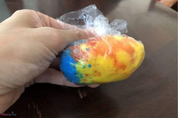 Baking Soda Plastic Wrap Egg