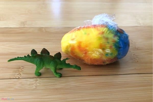 Baking Soda Plastic Wrap Egg Dino