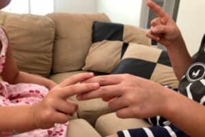 How to Play Chopsticks (or Sticks) Finger Game - Mombrite