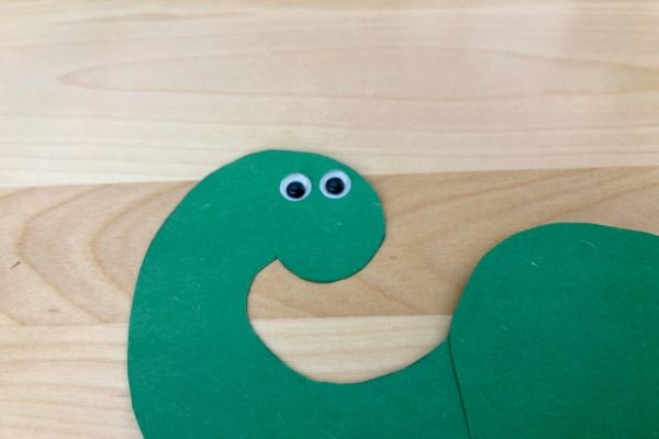 Dinosaur Handprint Craft Eyes