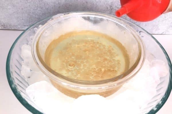 Edible Spheres Squeeze Bottle