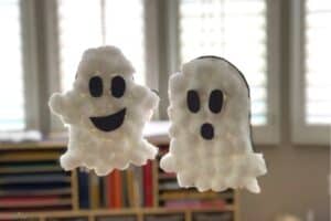 Hanging Puffy Ghosts