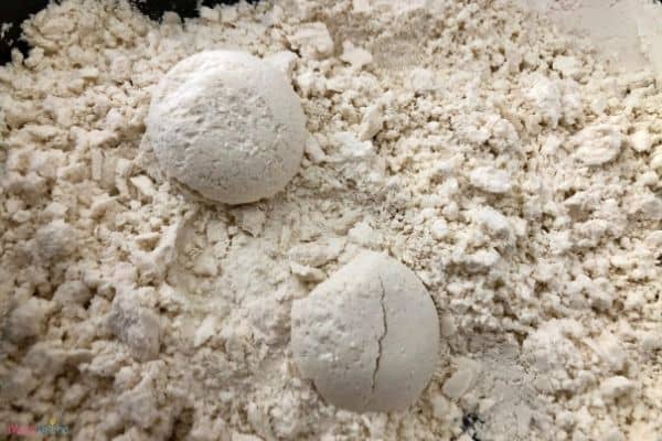 2 Ingredient DIY Moon Sand Recipe