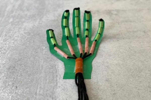 DIY Robot Hand Curl Fingers