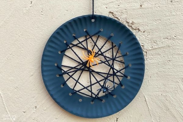 Hanging Paper Plate Spider Web (1)