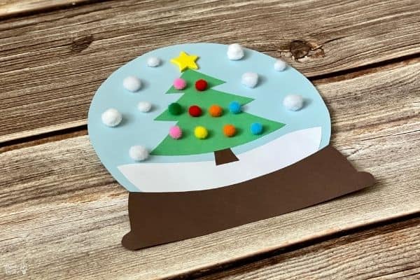 Paper Christmas Tree Snow Globe Craft [Free Printable] | Mombrite