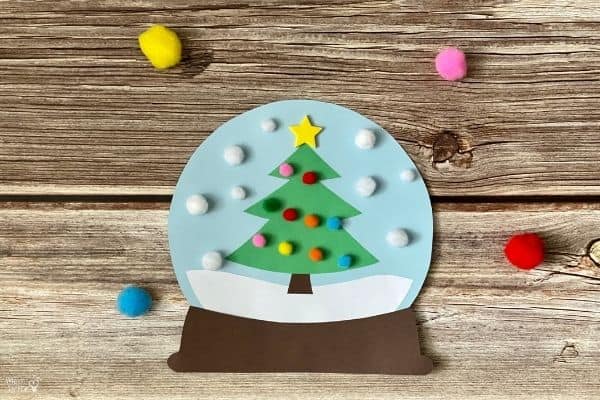 Paper Christmas Tree Snow Globe (4)