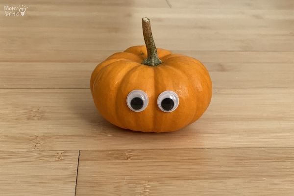 Pumpkin Mummy Craft Googly Eyes