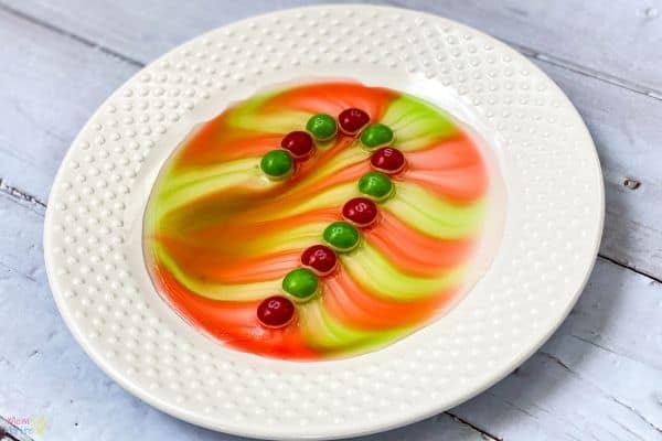 Christmas Candy Cane Skittles Experiment (1)