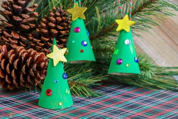 Christmas-Tree-Cone-Ornament-1