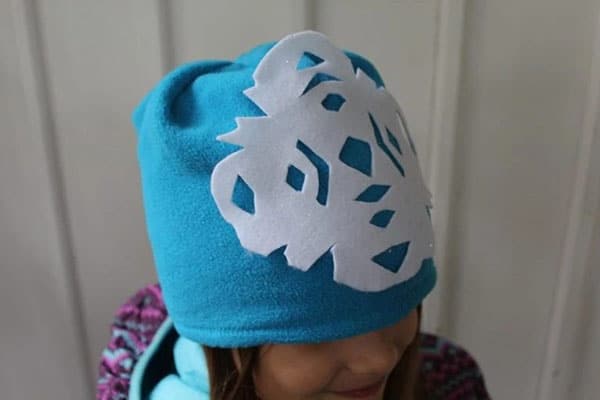 No Sew Snowflake Hat