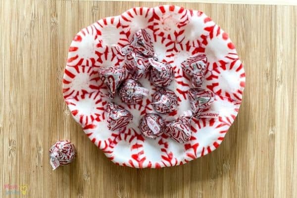 Slow Motion Making of Peppermint Hard Candy 