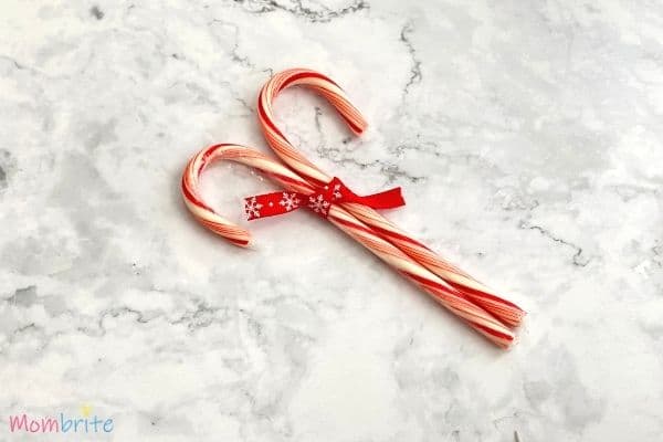 Candy Cane Wreath Tie Ribbon