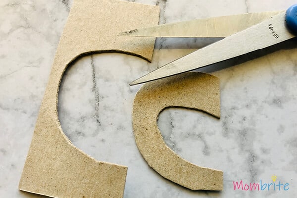 Cardboard-Curved shaped Cutting