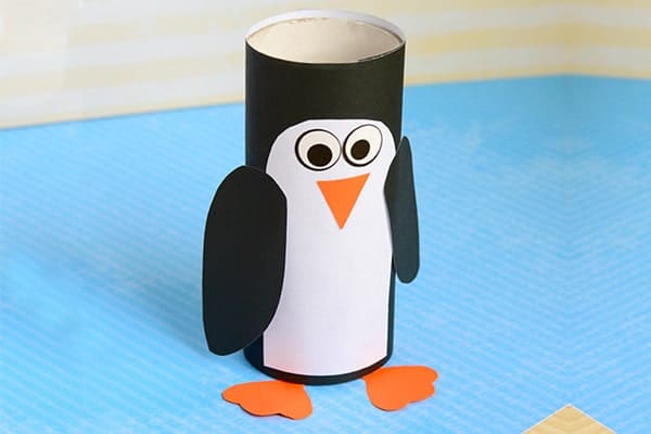 Hand Paper Roll Penguin Craft-min