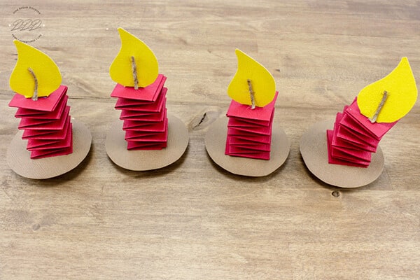 Paper-cut-christmas-candles-craft