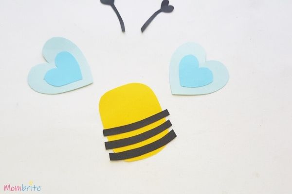 Paper Heart Bee Craft Step 5