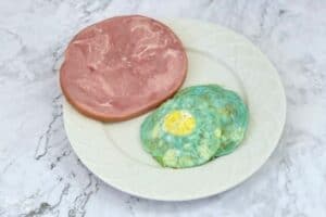 Edible Green Eggs and Ham Science Experiment