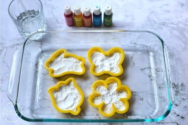 Spring Fizzing Experiment Fill Cookie Cutter with Baking Soda