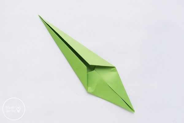 Origami Tulip Fold Stem Vertically