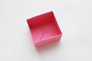 How to Make an Origami Box with Lid | Mombrite