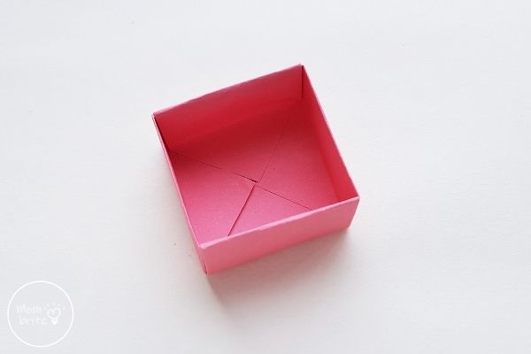 Origami Box with Lid Step 13