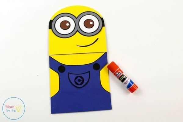 Minion Craft Glue Goggle and Buttons