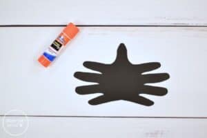 Halloween Spider Handprint Craft for Kids [Free Template] | Mombrite