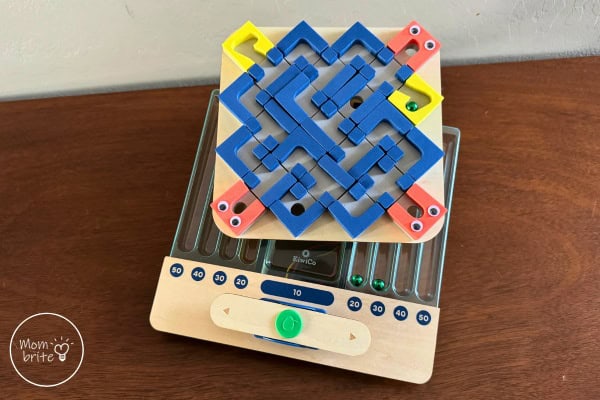 KiwiCo Labs Arcade Maze Game