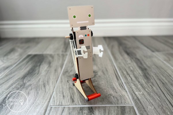 KiwiCo Summer Adventure Series Walking Robot