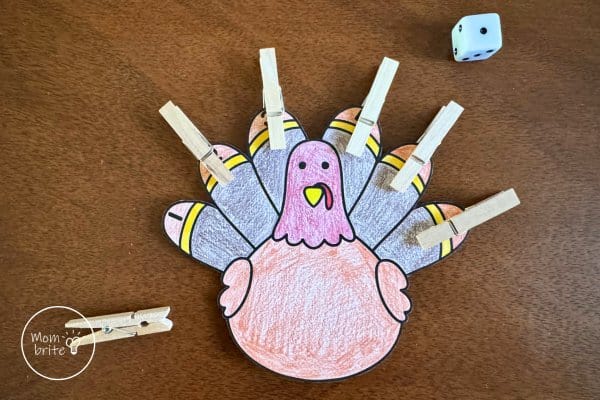 Turkey Feathers Dice Game with Clothes Pins